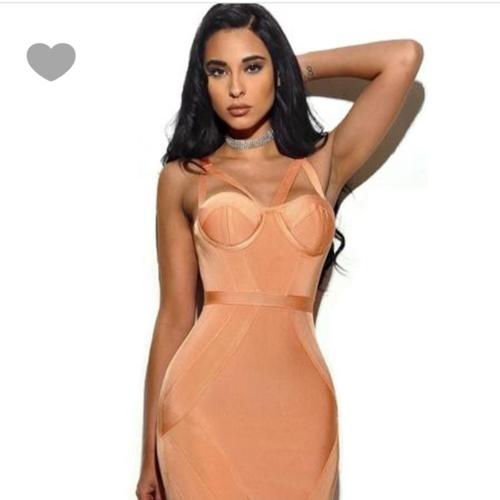 Sienna Cleavage cutout bandaged dress
